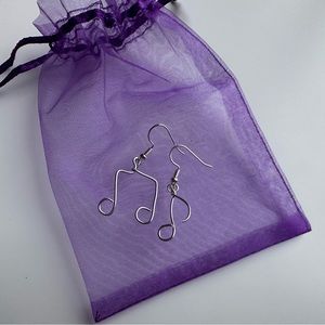 Music note earing